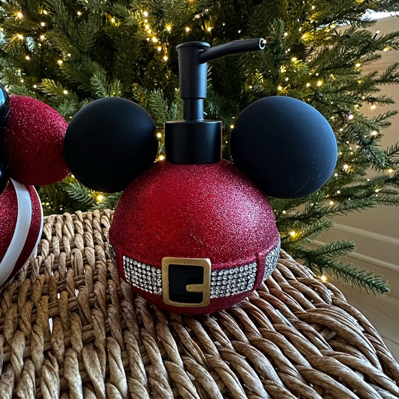 Disney Bath Disney Mickey Minnie Christmas Soap Lotion Dispenser